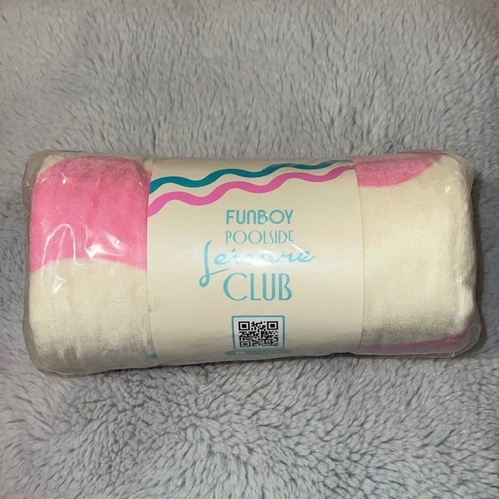 Funboy Poolside Leisure‎ Club Beach Towel Pink Cream 100% Cotton NEW